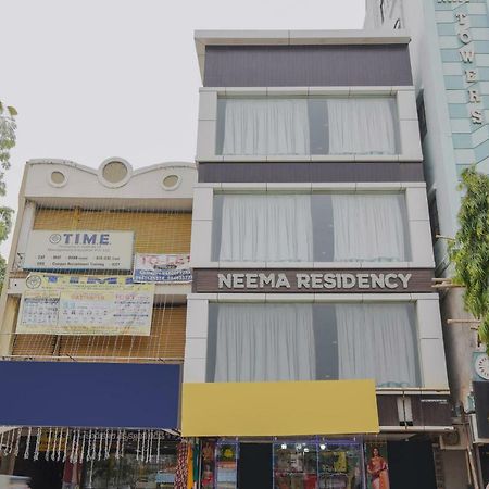 Отель Neema Residency Анантапур Экстерьер фото